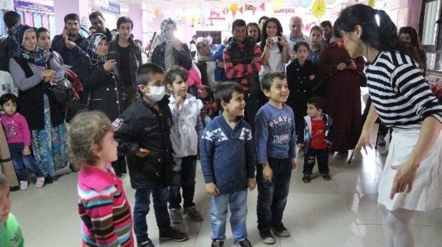 Diyarbakır &Ccedil;ocuk Hastalıkları Hastanesi&rsquo;nde 23 Nisan Etkinliği