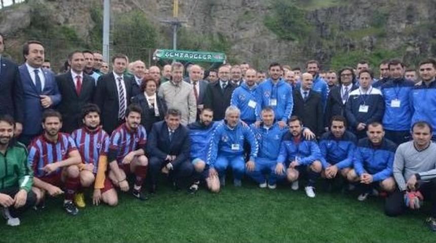 Feyzioğlu, Karadeniz Baroları Futbol Turnuvası&rsquo;Nın A&ccedil;ılışına Katıldı '