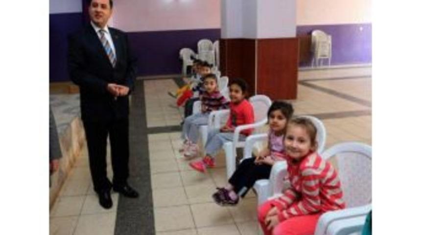 Vali &Ccedil;omaktekin&rsquo;den &rsquo;23 Nisan&rsquo; Mesajı