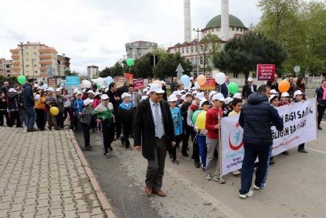 Mülteci Ailelerin Çocukları Aşılandı 2