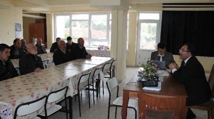 Nakliyeciler, S&uuml;r&uuml;c&uuml;ler Ve Bakıcılara Hayvan Refahı Eğitimi Verildi