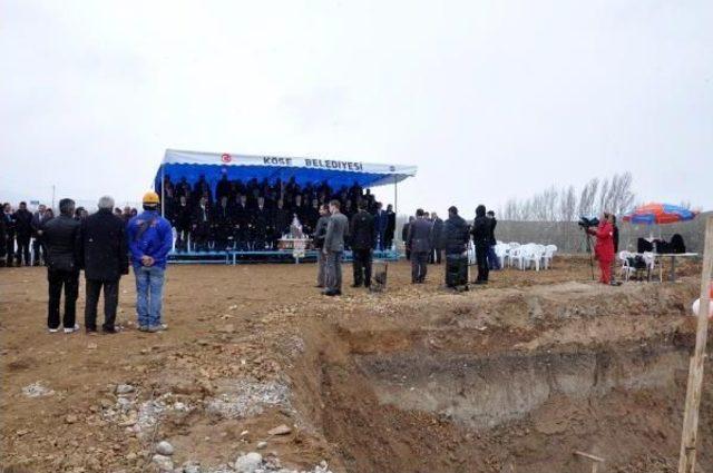 K&ouml;se de 260 &Ouml;ğrenci Kapasiteli &Ouml;ğrenci Yurdunun Temeli Atıldı 1