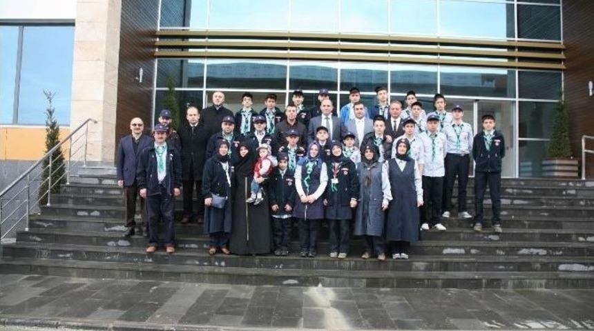 Rizeli İzciler &Ccedil;anakkale Yolunda