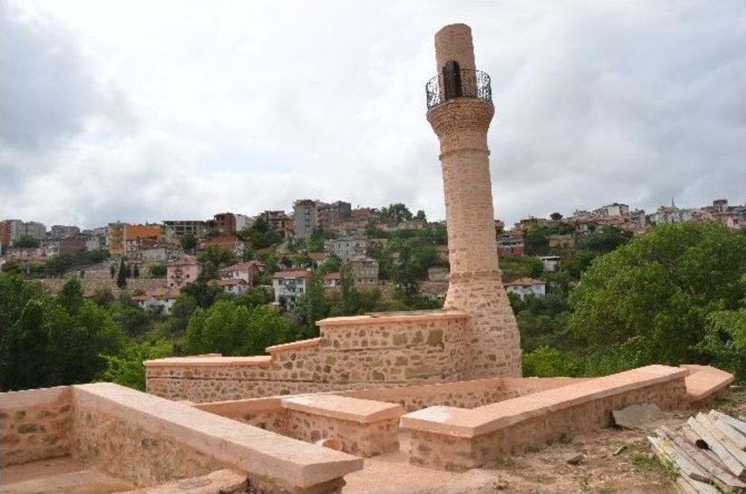 Ecdat Yadigarı Camilerde İşgal Sonrası İlk Kez Ezan Okunacak