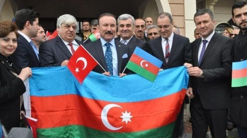 İzmit&rsquo;te Hocalı Anıtı A&ccedil;ıldı