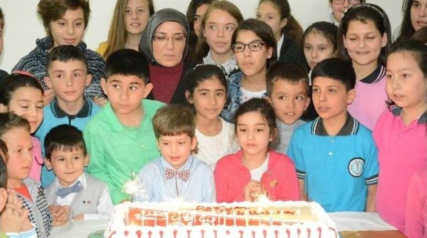 Vali Konağında &Ccedil;ifte Kutlama