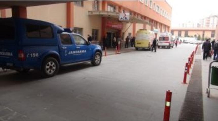 Batman&rsquo;da Bir Kişi &Ccedil;amaşır İpiyle İntihar Etti