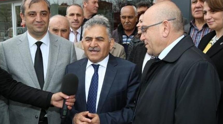 İlk Se&ccedil;im B&uuml;rosu Melikgazi İl&ccedil;esinde A&ccedil;ıldı