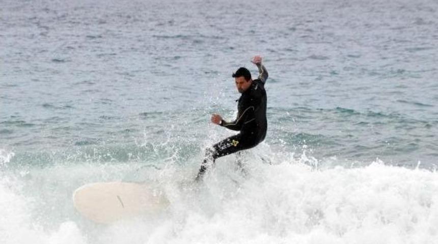 S&ouml;rf&ccedil;&uuml;ler Alanya'da Yarıştı