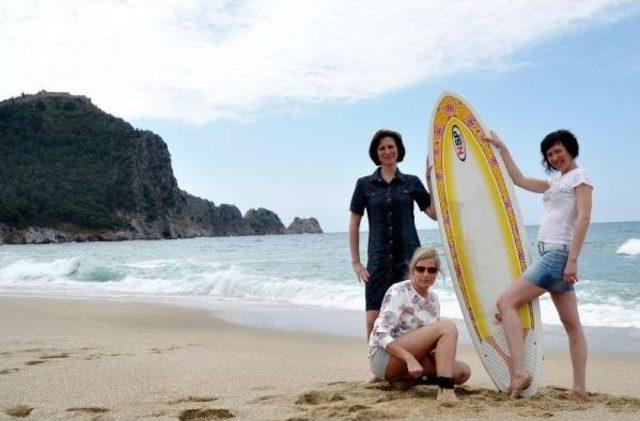 S&ouml;rf&ccedil;&uuml;ler Alanya da Yarıştı 3