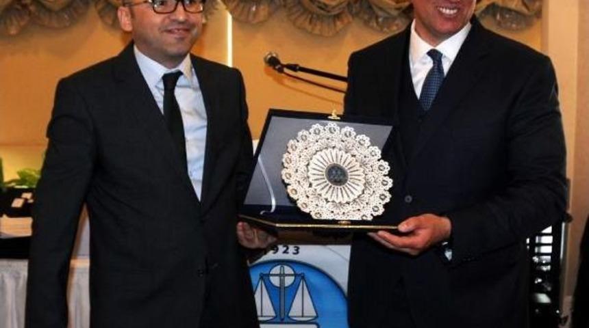 Feyzioğlu, Karadeniz Baroları Futbol Turnuvası&rsquo;Nın A&ccedil;ılışına Katıldı (2)