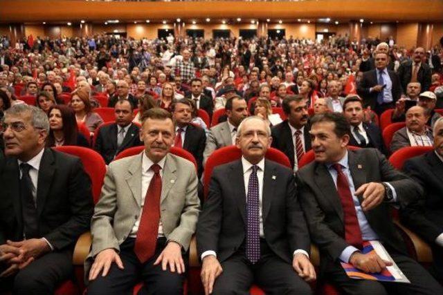 Kılıçdaroğlu, Mersin'de Işçilerle Yemek Yedi (2)