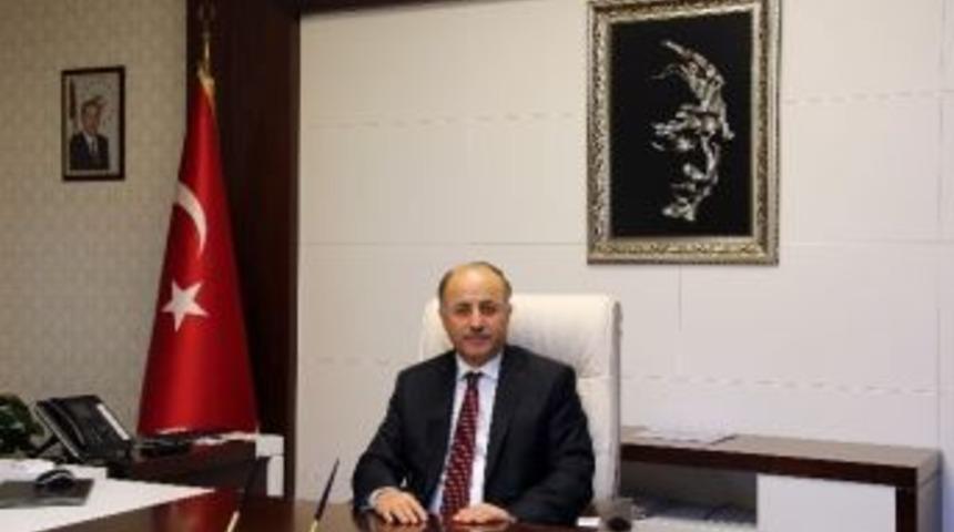 Bartın Valisi Azizoğlu: &ldquo;23 Nisan T&uuml;m D&uuml;nya &Ccedil;ocuklarının Bayramıdır&rdquo;