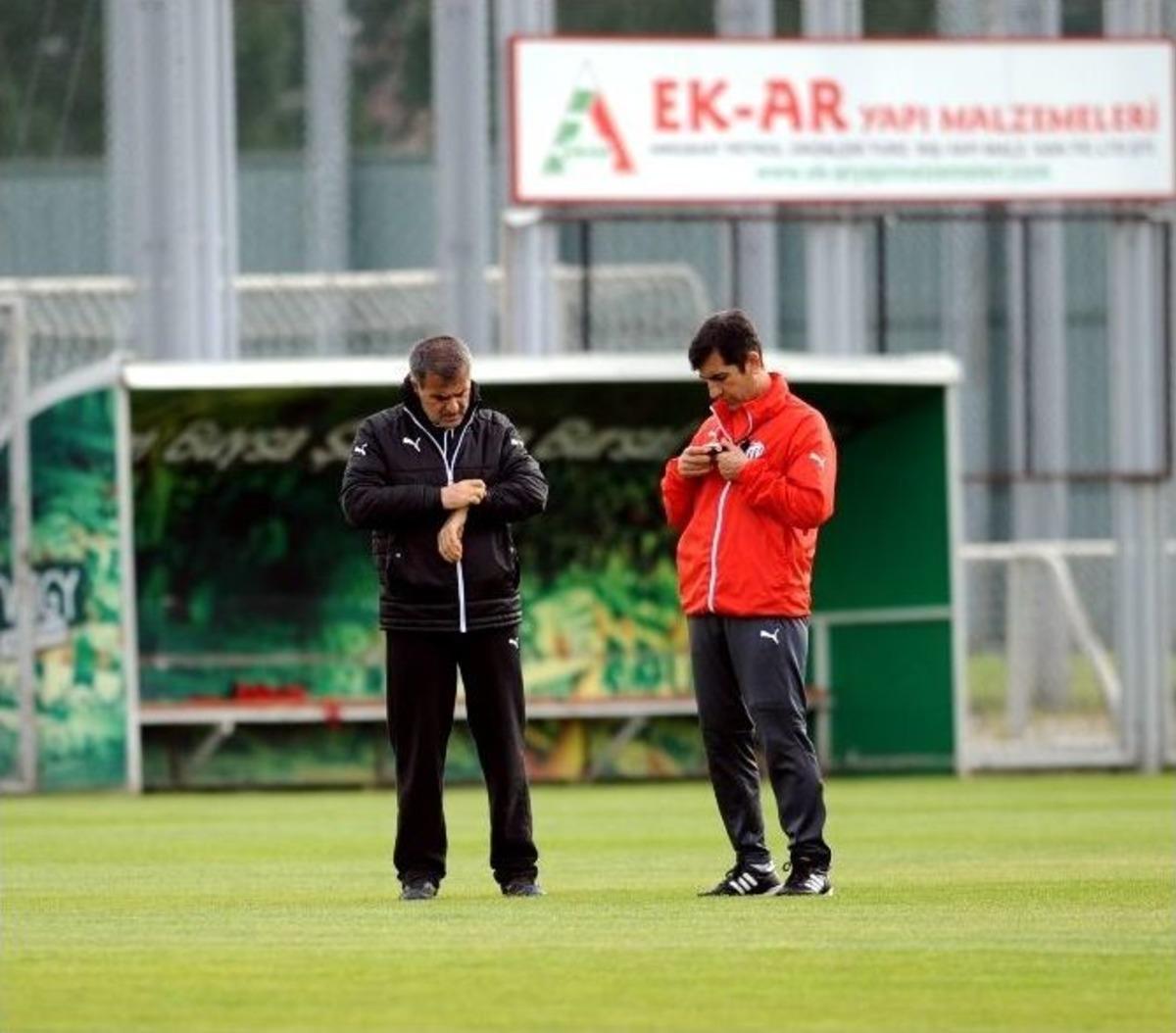 Bursaspor 4 Eksikle &Ccedil;alıştı