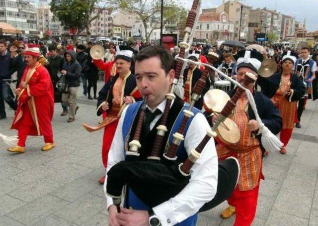 Mehter Ve Gayda Eşliğinde Çanakkale Türküsü