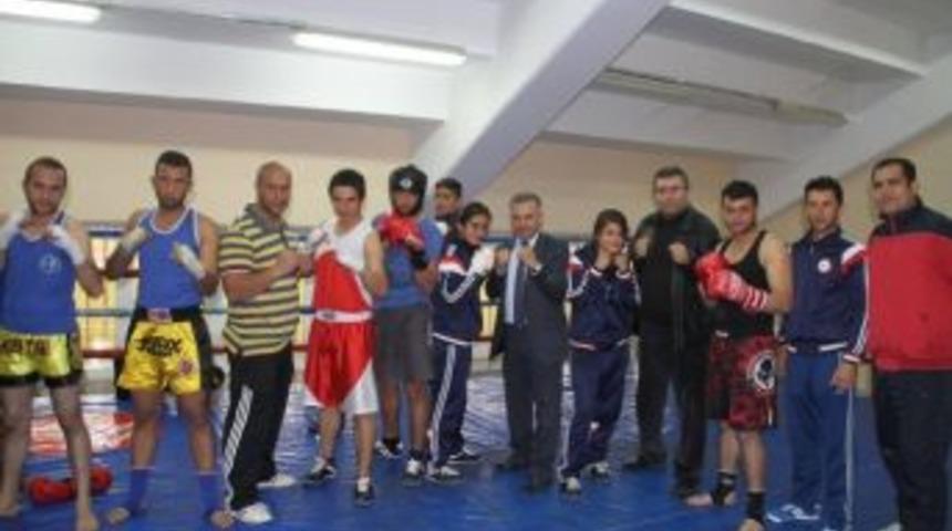 Şanlıurfalı Boks&ouml;rler T&uuml;rkiye Şampiyonasına Hazır