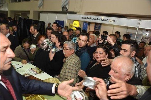 Manisa’da Fuarın Gözdesi Şehzade Tatlısı Oldu