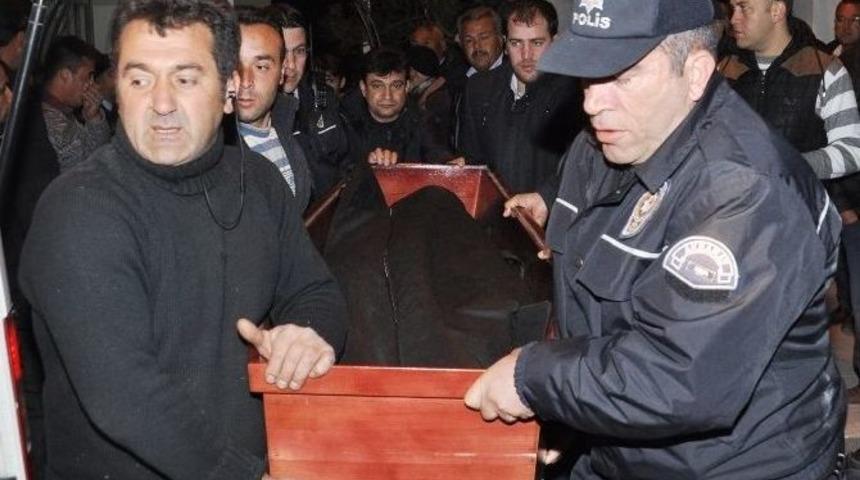 Her G&uuml;n Temizlediği Camide Canına Kıydı