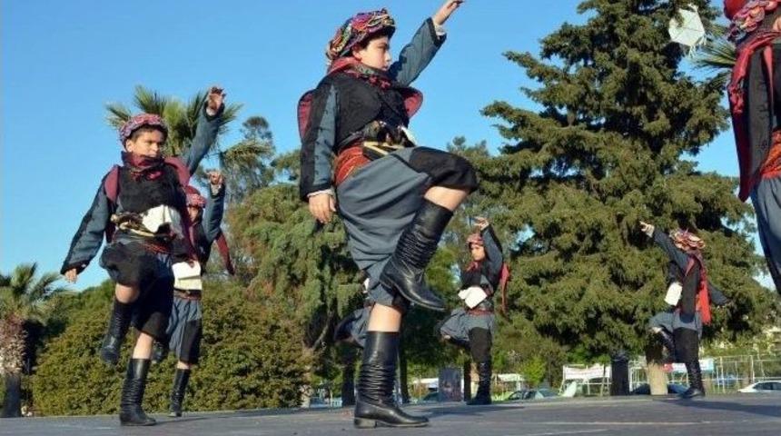 23 Nisan Kutlamaları Aliağa&rsquo;da Erken Başladı