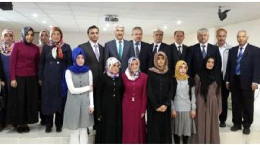 Aydınlı Kızlar Kur&rsquo;an-ı G&uuml;zel Okumak İ&ccedil;in Yarıştı