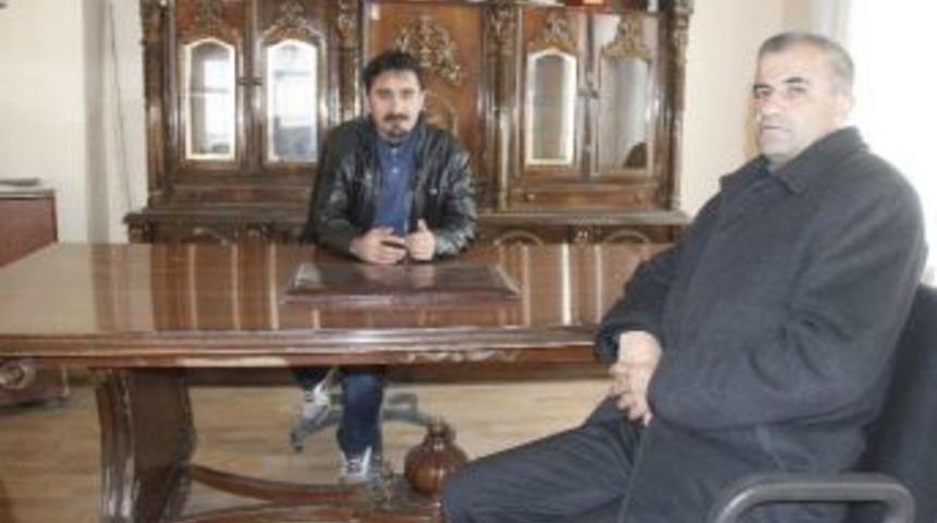 Mersin Hakkarililer Derneği Başkanı Kurt&rsquo;tan İha&rsquo;ya Ziyaret