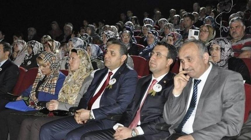 G&uuml;r&uuml;n&rsquo;de Kutlu Doğum Haftası Coşkuyla Kutlandı