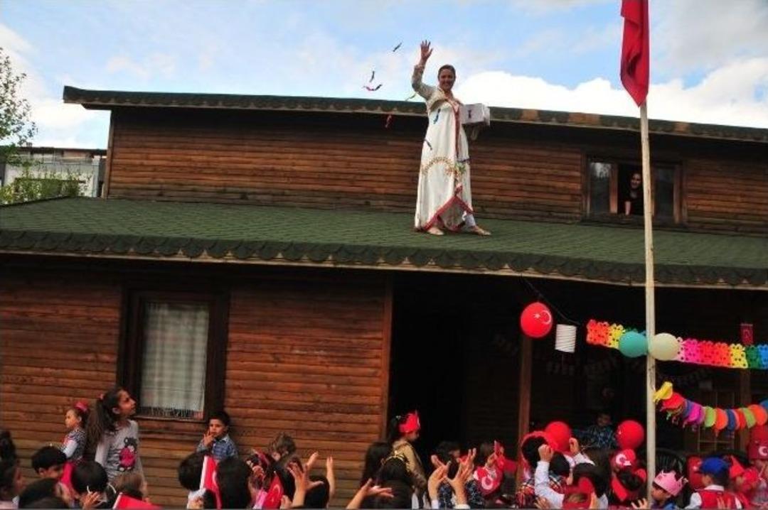 Minikler Mesir Kaptı