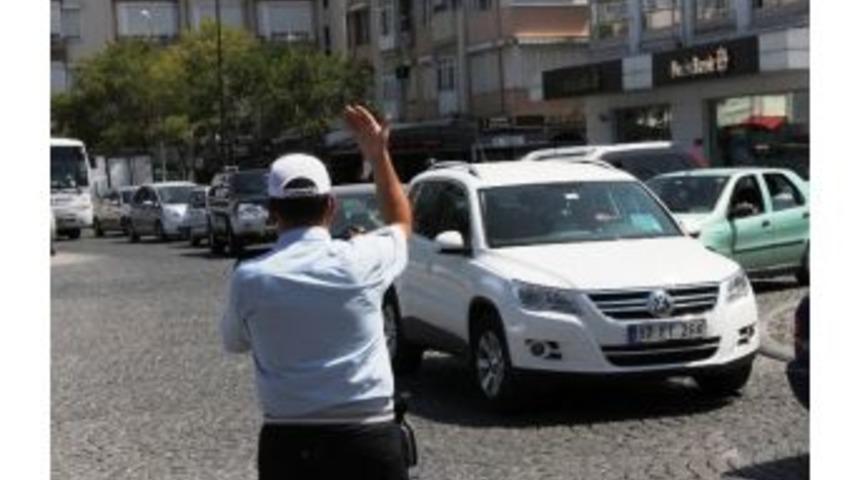 &Ccedil;anakkale&rsquo;de Bazı Sokak Ve Caddeler Trafiğe Kapatıldı
