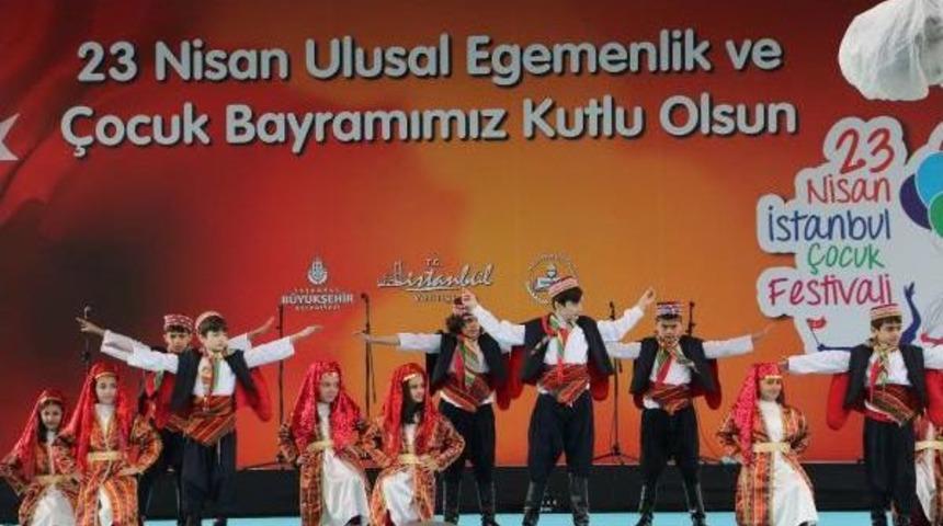 &Ccedil;ocuk Şenliğinde Vali Şahin'e "tatil Yap" Tezah&uuml;ratı