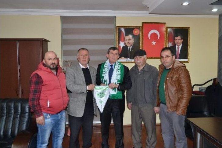 Ak Parti Trabzon İl Başkanı Haydar Revi, Kapısını Herkese Açık Tutuyor