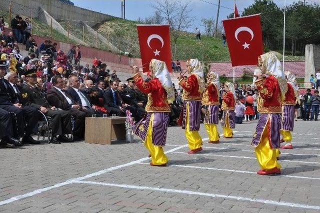 23 Nisan Pınarbaşı’nda Coşkuyla Kutlandı