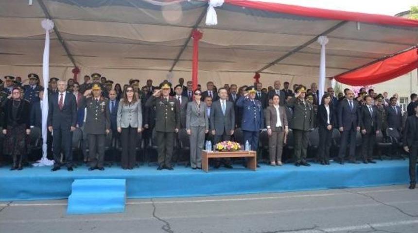 Diyarbakır'daki 23 Nisan Kutlamalarında Elektrik Kesintisi