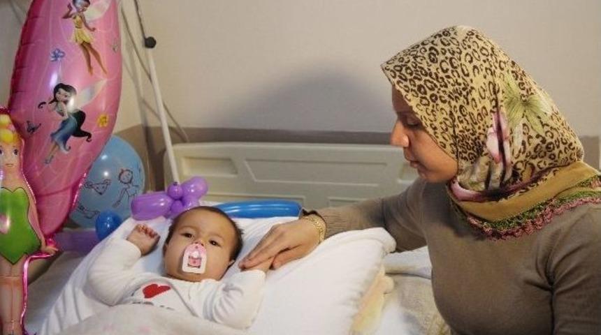 (&ouml;zel) Kobanili Minik Elin 23 Nisanda 23 G&uuml;nd&uuml;r Hastanede