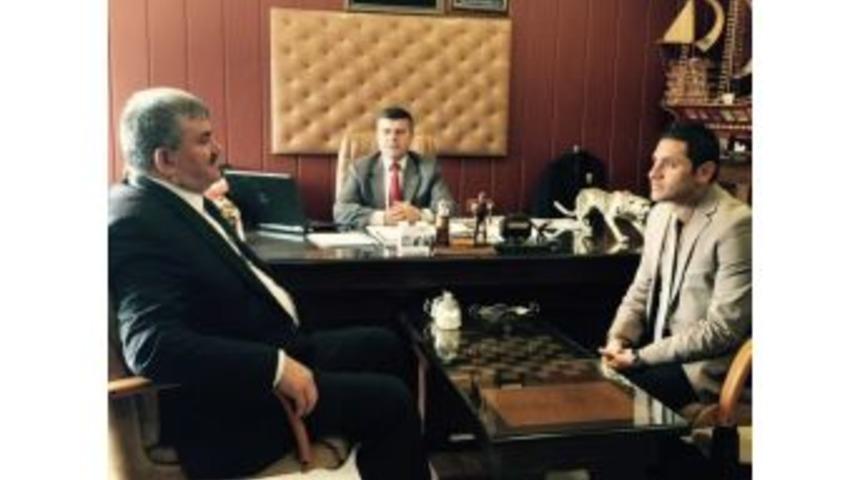 &Ccedil;aturoğlu Se&ccedil;im Ziyaretlerini S&uuml;rd&uuml;r&uuml;yor