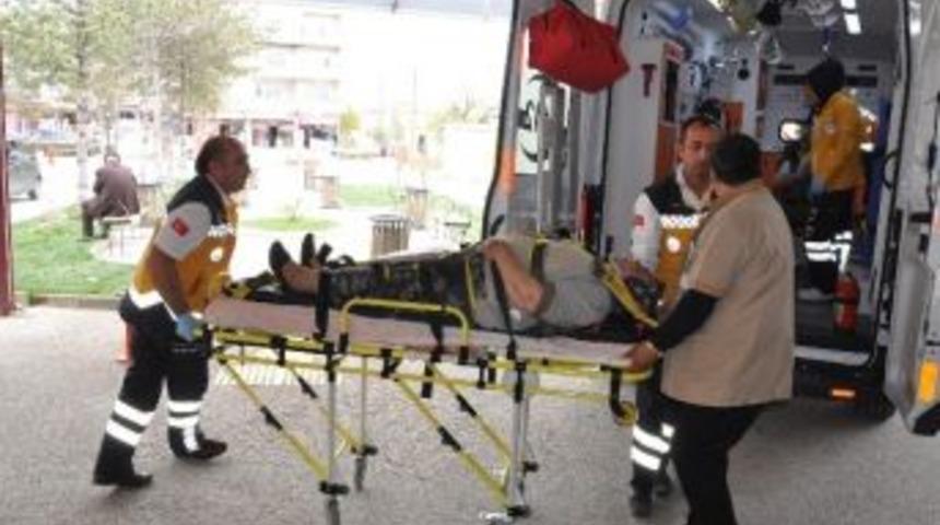 Yerk&ouml;y&rsquo;de Trafik Kazası: 2 Yaralı