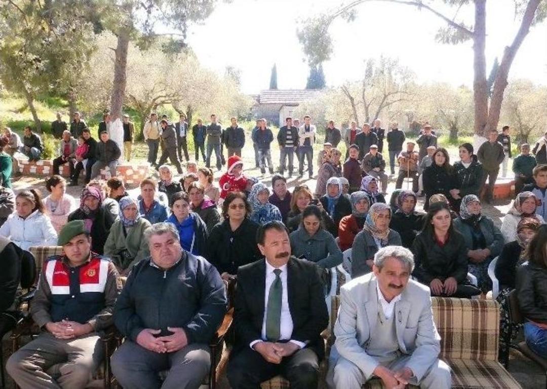 Akk&ouml;yl&uuml;ler 23 Nisan&rsquo;ı Kutladı; Didim 75 Gen&ccedil;lik Yalnız Bırakmadı