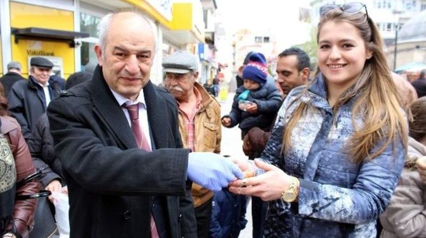 Chp&rsquo;den Halka Lokma İkramı