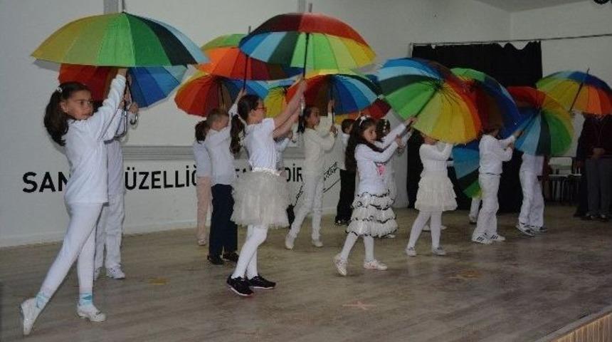 Kabad&uuml;z&rsquo;de 23 Nisan Coşkuyla Kutlandı