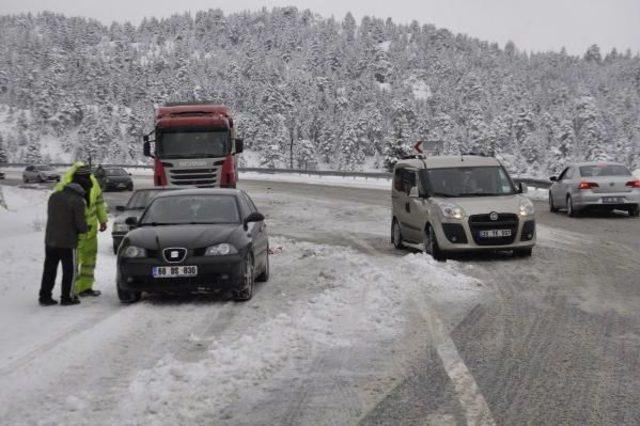 Akseki- Seydişehir Yolu Kar Nedeniyle Kapandı (2)