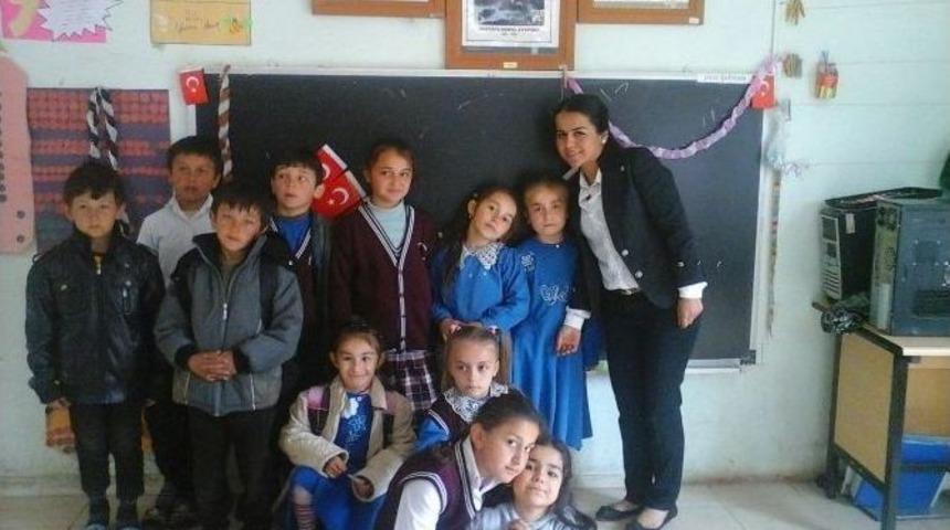 K&uuml;re&rsquo;de K&ouml;y Okulunda 23 Nisan Coşkusu