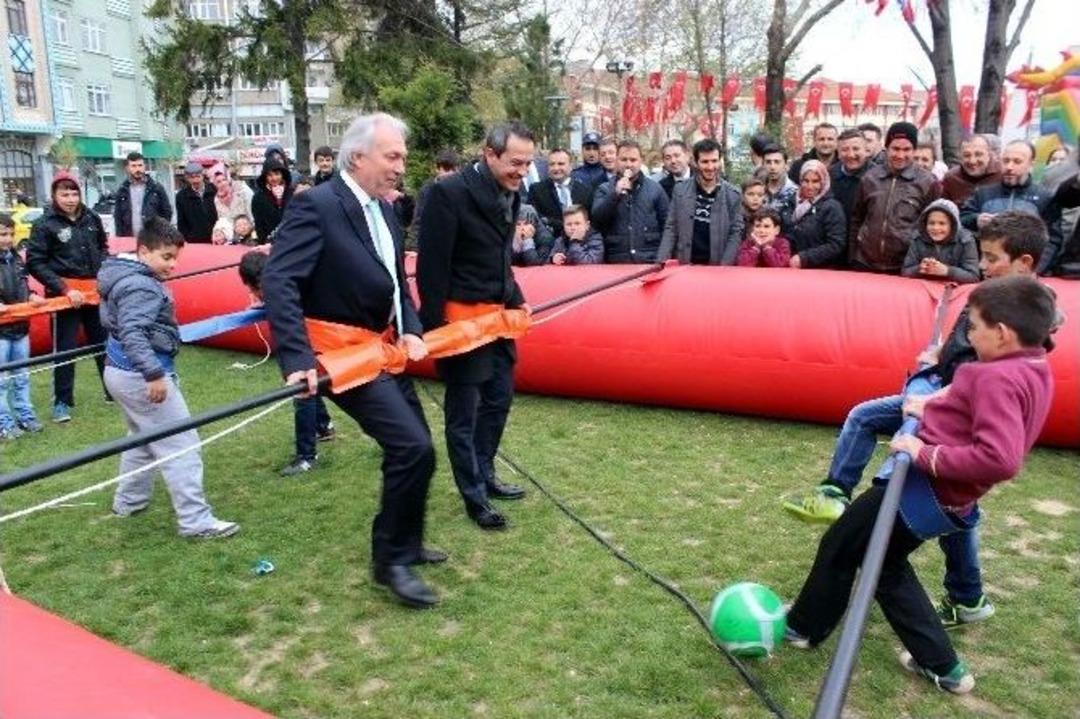 K&uuml;tahya Belediyesi&rsquo;nden &Ccedil;ocuklara &Ouml;zel Şenlik