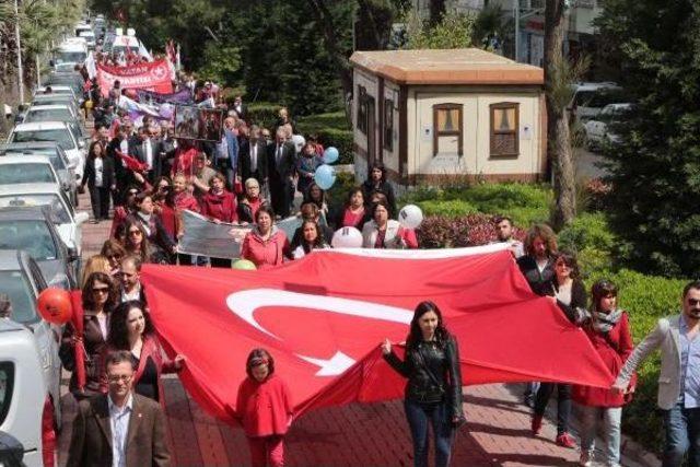 Manisa'da Alternatif 23 Nisan Kutlaması