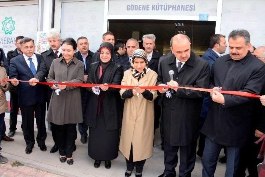 Meram&rsquo;da K&uuml;t&uuml;phane A&ccedil;ılışı Ve Şivlilik Coşkusu