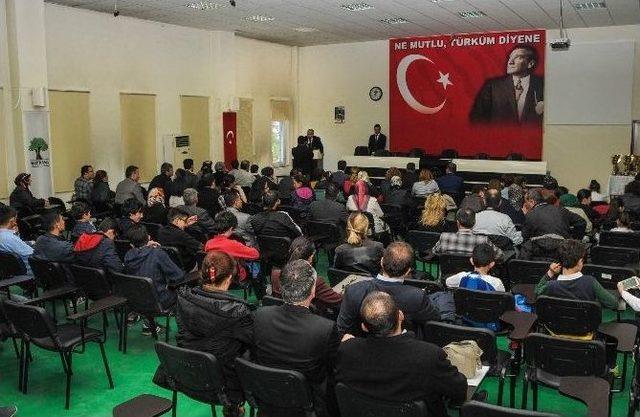 32. Geleneksel Satranç Kupaları Şampiyonların Ellerinde Yükseldi