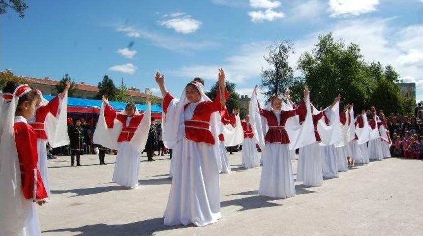 Ceyhan&rsquo;da 23 Nisan Coşkusu