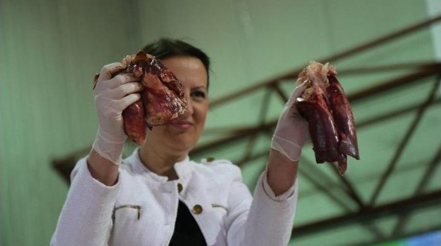 23 Nisan Fuarı&rsquo;nda &ldquo;sigara Ter&ouml;r&uuml;&rdquo; Ele Alındı