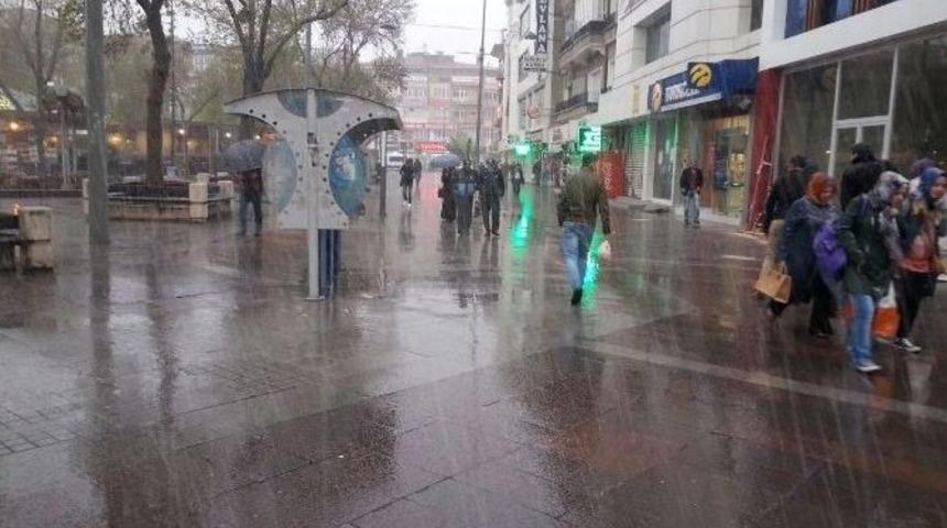 Konya&rsquo;da Kar Yağışı