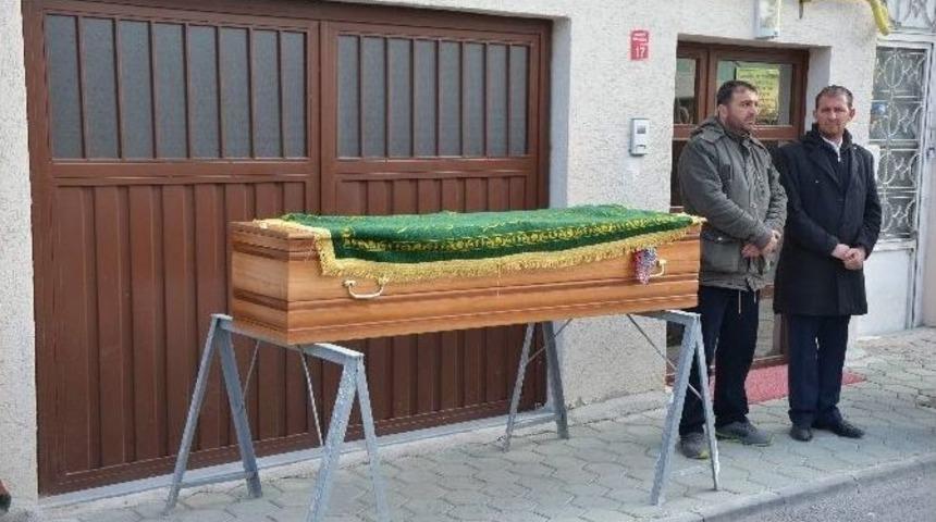 Fransa&rsquo;daki Patlamada &Ouml;len Kadın Eskişehir&rsquo;de Toprağa Verildi