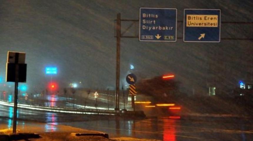 Bitlis&rsquo;Te Nisan Karı