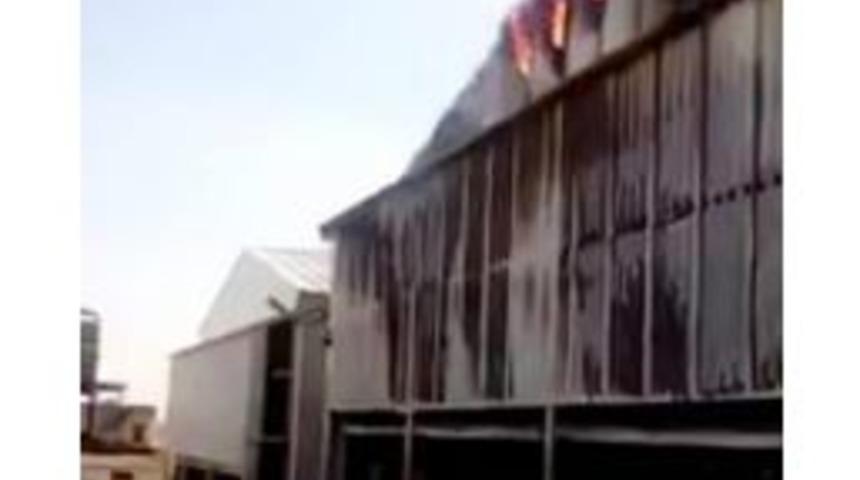 Bursa&rsquo;da Tavuk &Ccedil;iftliğinde Korkutan Yangın